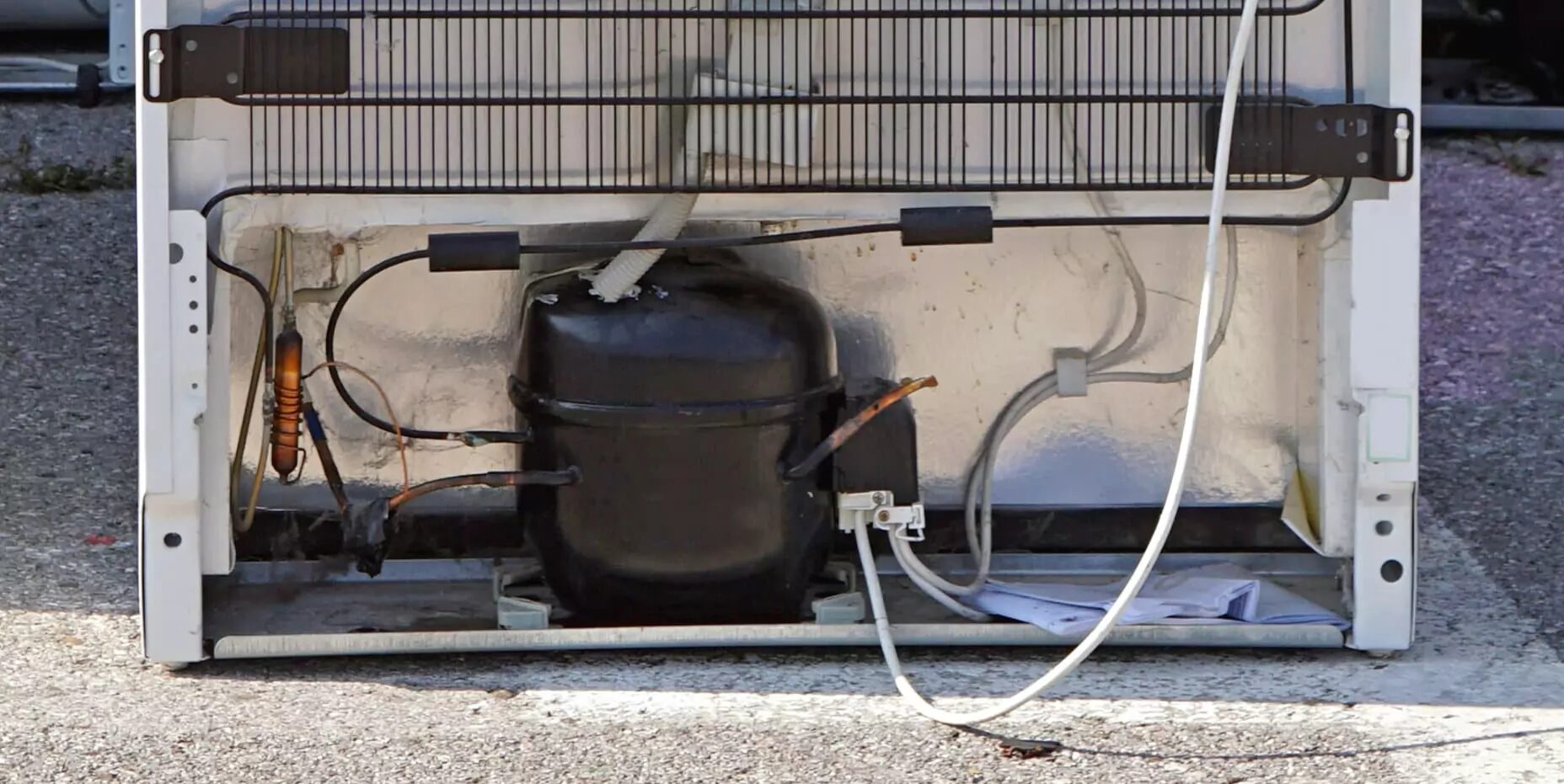 refrigerator compressor outside